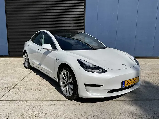 2019 tesla model 3 standard plus personenauto - afbeelding 12 van  28