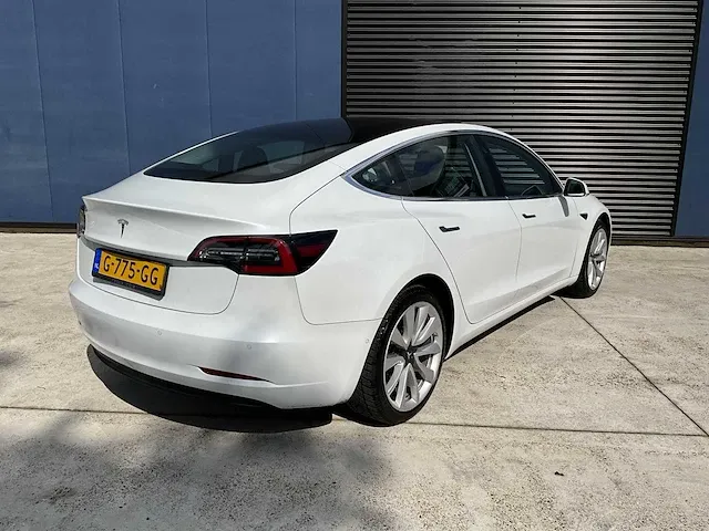 2019 tesla model 3 standard plus personenauto - afbeelding 23 van  28