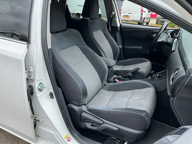 2019 toyota auris touring sports personenauto - afbeelding 6 van  23