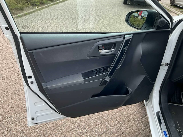 2019 toyota auris touring sports personenauto - afbeelding 20 van  23