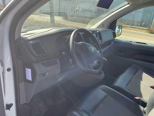 2019 toyota proace worker bedrijfswagen - afbeelding 8 van  30