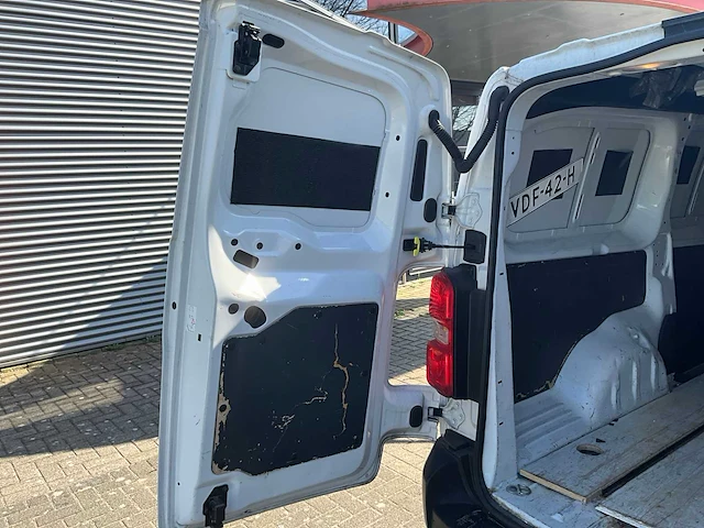 2019 toyota proace worker bedrijfswagen - afbeelding 18 van  30