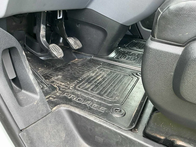 2019 toyota proace worker bedrijfswagen - afbeelding 19 van  52