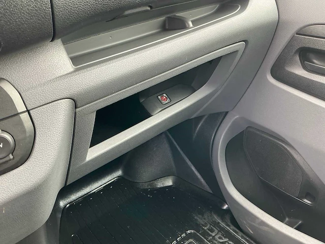 2019 toyota proace worker bedrijfswagen - afbeelding 25 van  52