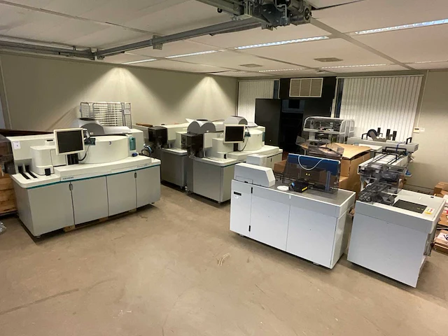 2019 track system siemens dimension vista 500/1500/1500 chemie analyseer machine met voor-analyselijn - afbeelding 12 van  98