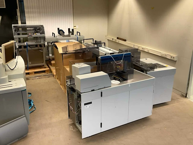 2019 track system siemens dimension vista 500/1500/1500 chemie analyseer machine met voor-analyselijn - afbeelding 45 van  98