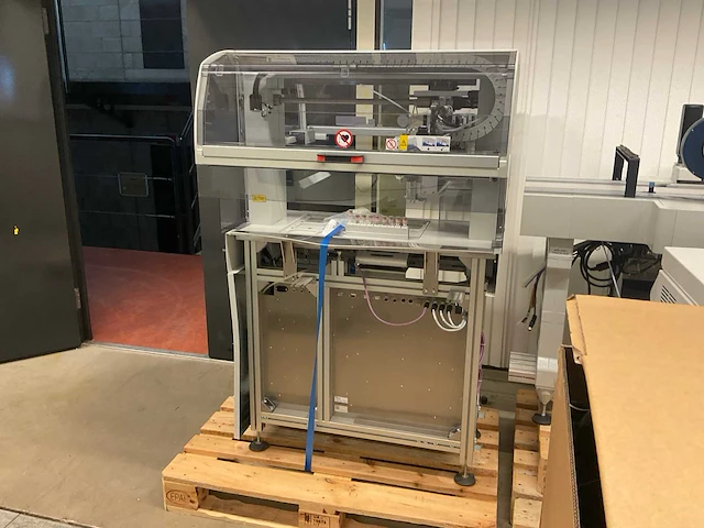 2019 track system siemens dimension vista 500/1500/1500 chemie analyseer machine met voor-analyselijn - afbeelding 57 van  98