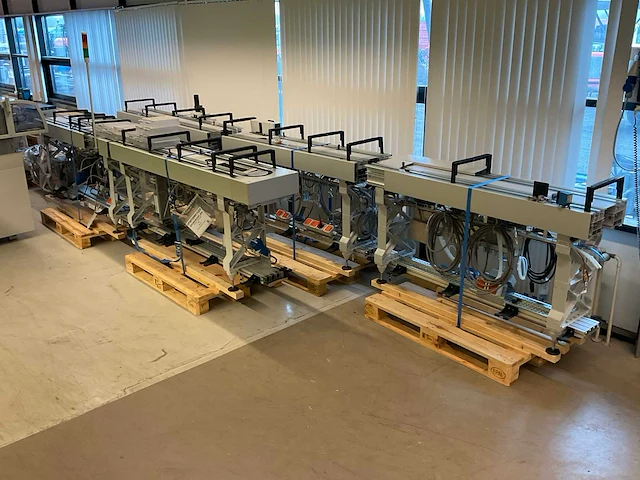 2019 track system siemens dimension vista 500/1500/1500 chemie analyseer machine met voor-analyselijn - afbeelding 56 van  98