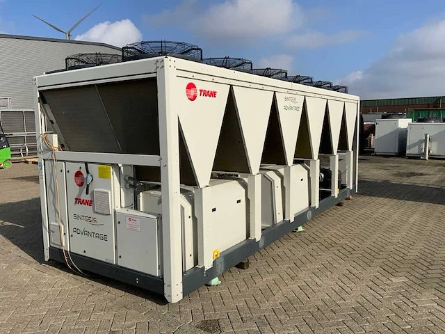 2019 trane sinteses advantage cxaf 190 se xln chiller lucht/water-warmtepomp - afbeelding 2 van  8