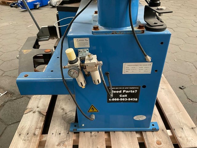 2019 triumph ntc-950 banden de-en montageapparaat - afbeelding 7 van  9