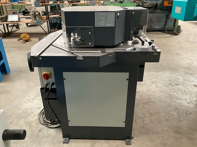 2019 ttmc hnm-6a gecombineerde uithoek/pons machine - afbeelding 1 van  8