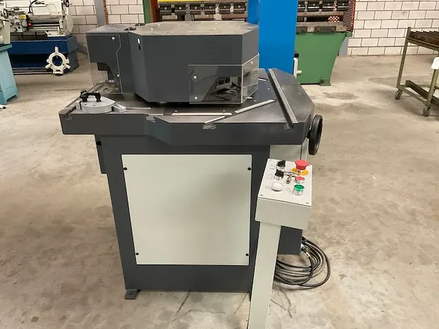 2019 ttmc hnm-6a gecombineerde uithoek/pons machine - afbeelding 2 van  8