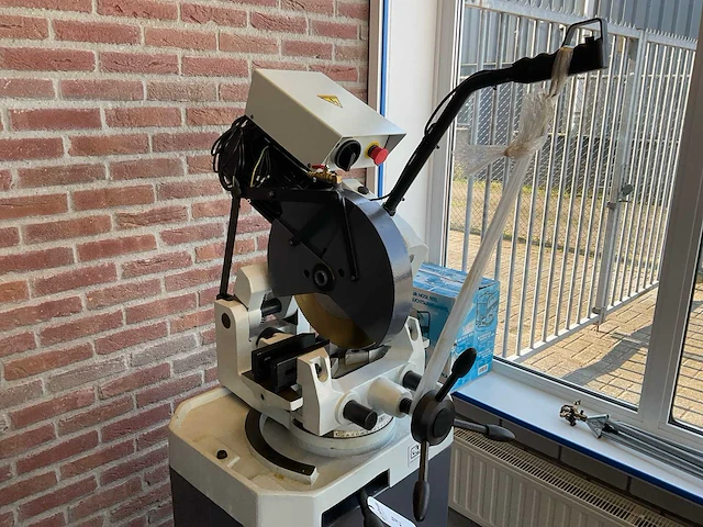 2019 uwm 315 afkortcirkelzaagmachine - afbeelding 1 van  7