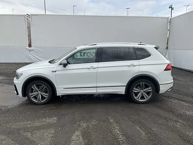 2019 volkswagen tiguan allspace 2.0 tdi 4motion highline personenauto - afbeelding 12 van  57