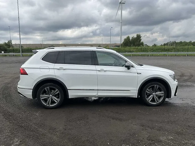 2019 volkswagen tiguan allspace 2.0 tdi 4motion highline personenauto - afbeelding 54 van  57