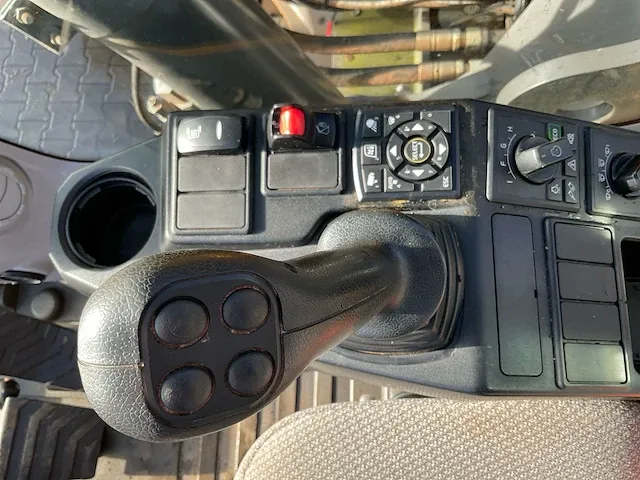 2019 volvo ec250el rupsgraafmachine - afbeelding 36 van  45