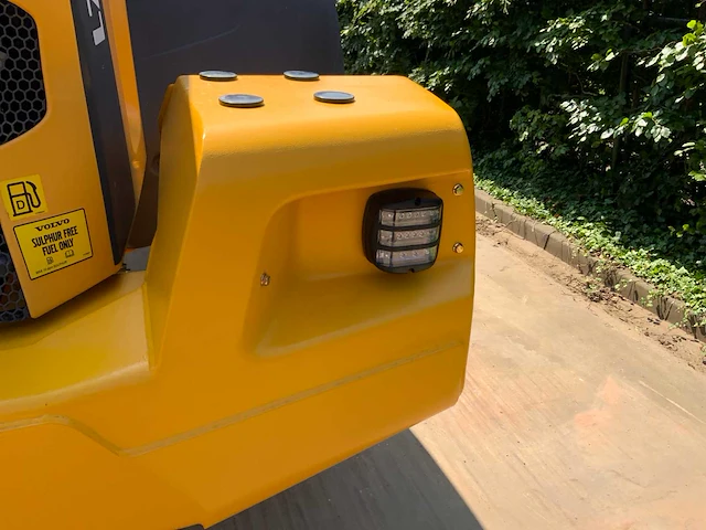 2019 volvo l70h long boom wiellader met nieuwe set “heavy duty” hydraulisch palletvorken + cdc steering - afbeelding 24 van  58