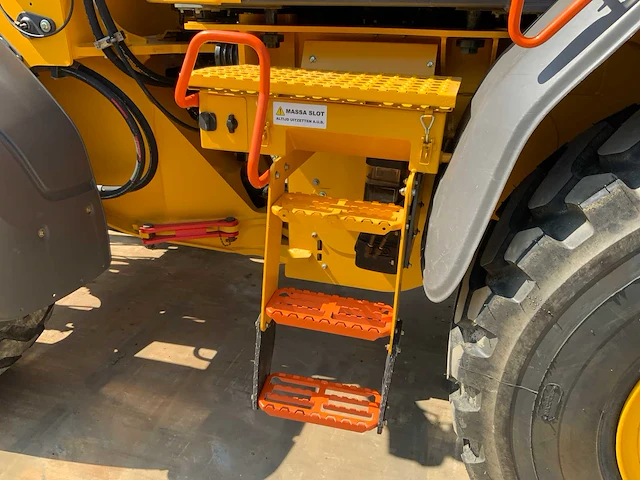 2019 volvo l70h long boom wiellader met nieuwe set “heavy duty” hydraulisch palletvorken + cdc steering - afbeelding 31 van  58