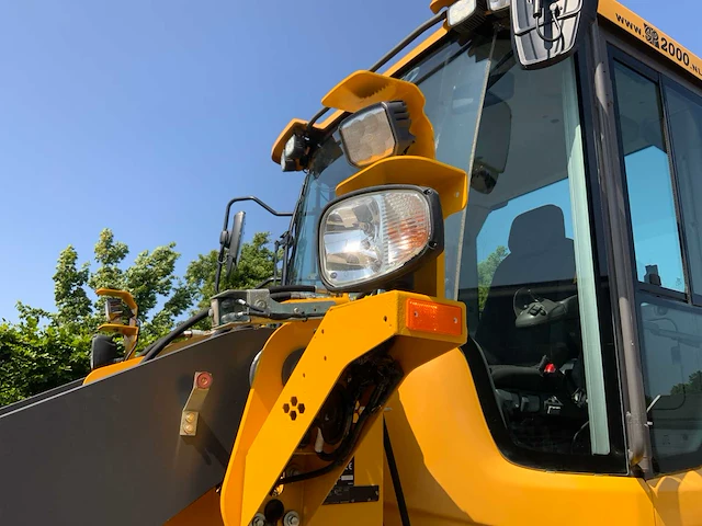 2019 volvo l70h long boom wiellader met nieuwe set “heavy duty” hydraulisch palletvorken + cdc steering - afbeelding 34 van  58