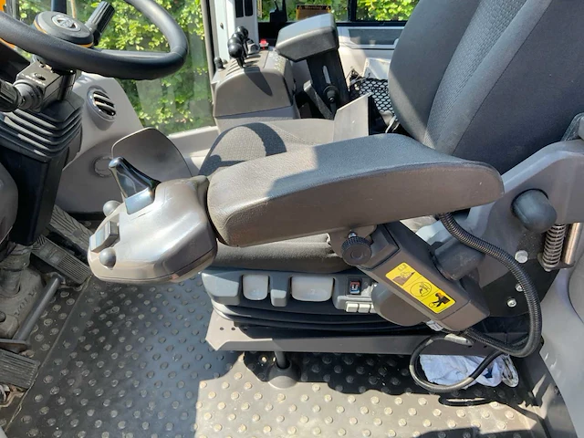 2019 volvo l70h long boom wiellader met nieuwe set “heavy duty” hydraulisch palletvorken + cdc steering - afbeelding 44 van  58