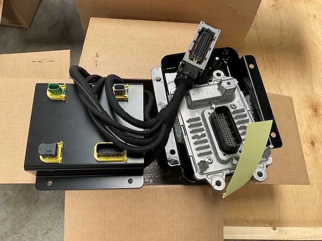 2019 volvo penta tad570ve-b dieselmotor met toebehoren - afbeelding 10 van  28