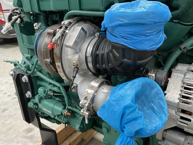 2019 volvo penta tad570ve-b dieselmotor met toebehoren - afbeelding 21 van  28