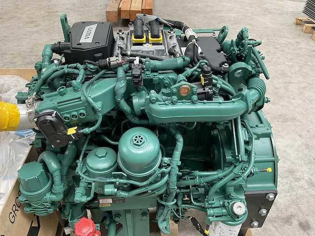 2019 volvo penta tad570ve-b dieselmotor met toebehoren - afbeelding 26 van  28