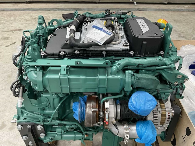 2019 volvo penta tad570ve-b dieselmotor met toebehoren - afbeelding 27 van  28
