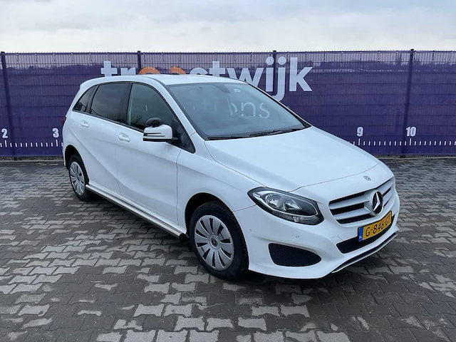 2020 - mercedes-benz - b-klasse - 220 d ambition - personenauto - afbeelding 21 van  32