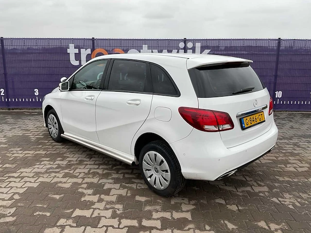 2020 - mercedes-benz - b-klasse - 220 d ambition - personenauto - afbeelding 27 van  32