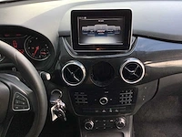 2020 - mercedes-benz - b-klasse - 220 d ambition - personenauto - afbeelding 2 van  13