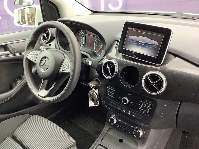 2020 - mercedes-benz - b-klasse - 220 d ambition - personenauto - afbeelding 11 van  13