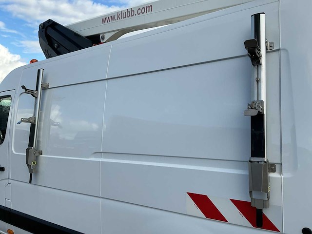 2020 - renault - master - t35 2.3 dci l2h2 - bedrijfswagen/autohoogwerker 12.5m - afbeelding 2 van  23
