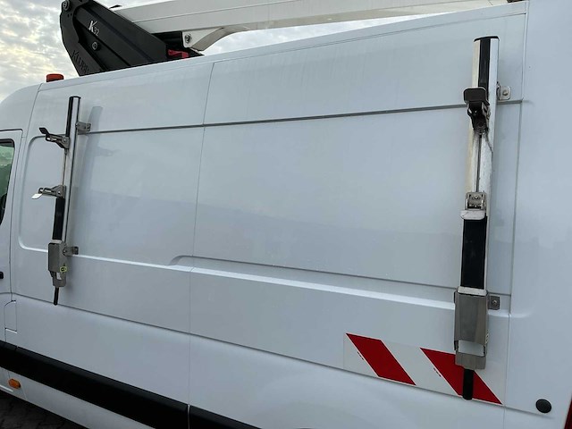 2020 - renault - master - t35 2.3 dci l2h2 - bedrijfswagen/autohoogwerker 12.5m - afbeelding 2 van  23