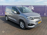 2020 - toyota - proace city - 1.5 d-4d innovator - bedrijfswagen - afbeelding 2 van  19
