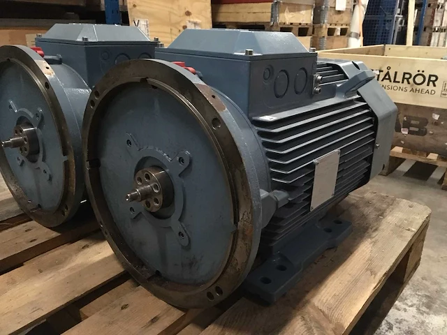 2020 abb 3~fase generator- - afbeelding 1 van  5