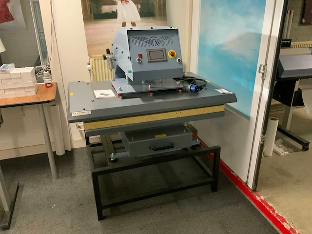 2020 adkins omc 750 pneumatische transferwarmtepers - afbeelding 3 van  8
