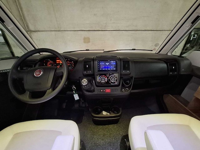 2020 adria sonic axess 700 dc camper - afbeelding 2 van  43