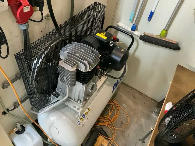 2020 alup hle0311 zuigercompressor - afbeelding 1 van  5