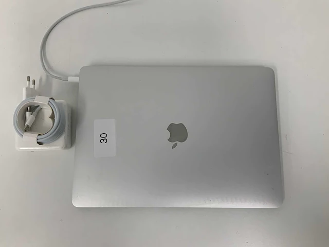 2020 apple 13-inch macbook air mgna3n/a laptop - afbeelding 3 van  5