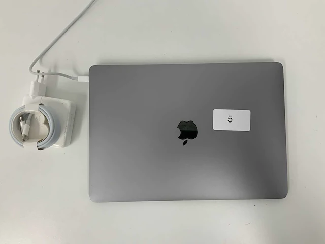 2020 apple a2179 13-inch macbook air mwtj2n/a laptop - afbeelding 3 van  5