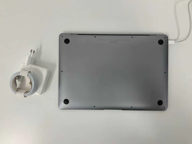 2020 apple a2337 13-inch macbook air mgn63n/a laptop - afbeelding 5 van  6