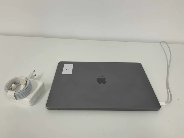 2020 apple a2337 13-inch macbook air mgn63n/a laptop - afbeelding 6 van  6