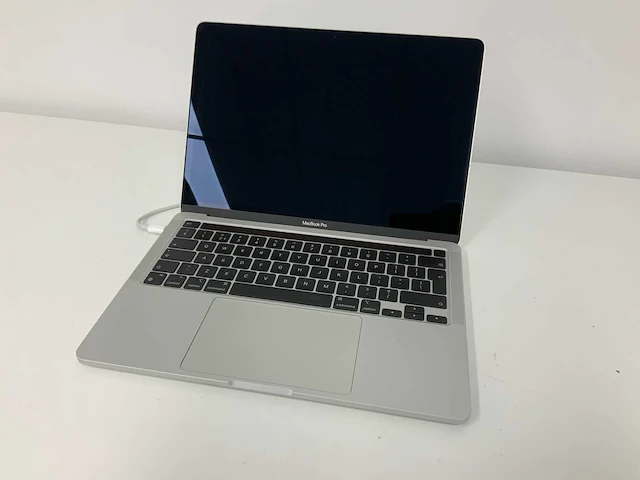 2020 apple a2338 13-inch macbook pro mydc2n/a laptop - afbeelding 1 van  4