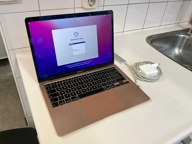 2020 apple macbook air (retina, 13-inch, 2020 laptop - afbeelding 2 van  6