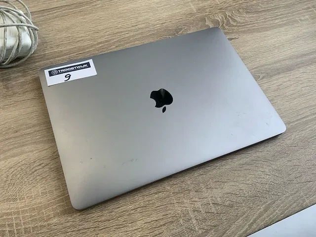 2020 apple macbook pro 13" a2338 laptop - afbeelding 3 van  7