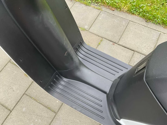 2020 askoll bromscooter es pro e-bezorgscooter - afbeelding 4 van  18