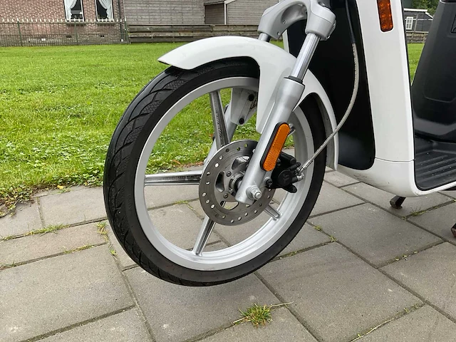 2020 askoll bromscooter es pro e-bezorgscooter - afbeelding 18 van  18