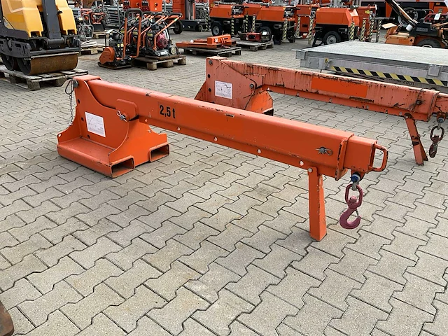 2020 bauer kth 2,5 ‘s’ heftruck hijsjib / hijsarm - afbeelding 1 van  6