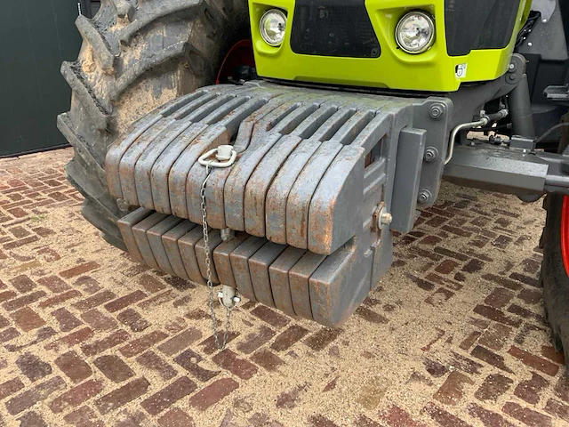 2020 claas arion 650 vierwielaangedreven landbouwtractor - afbeelding 28 van  35